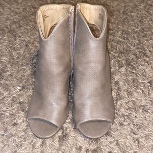 Heeled Booties, size 6.5